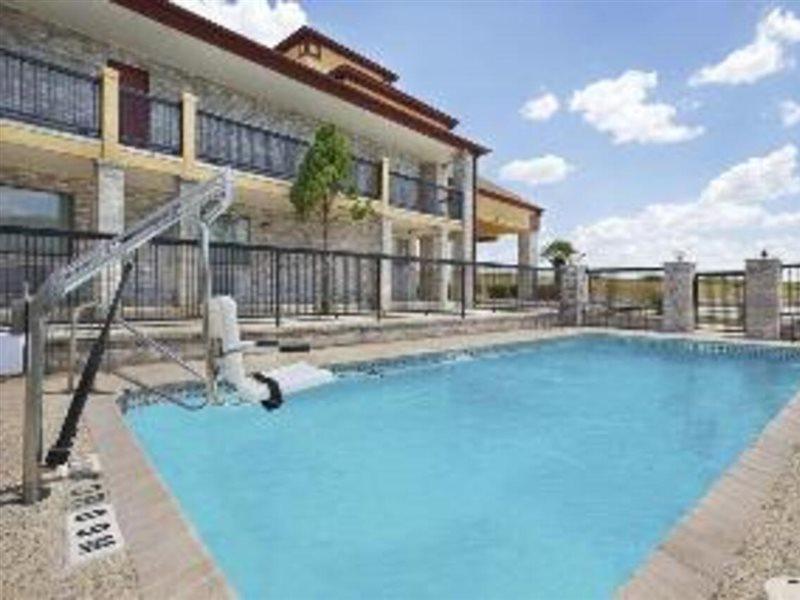 Quality Inn I-10 East Near Frost Bank Center San Antonio Eksteriør bilde