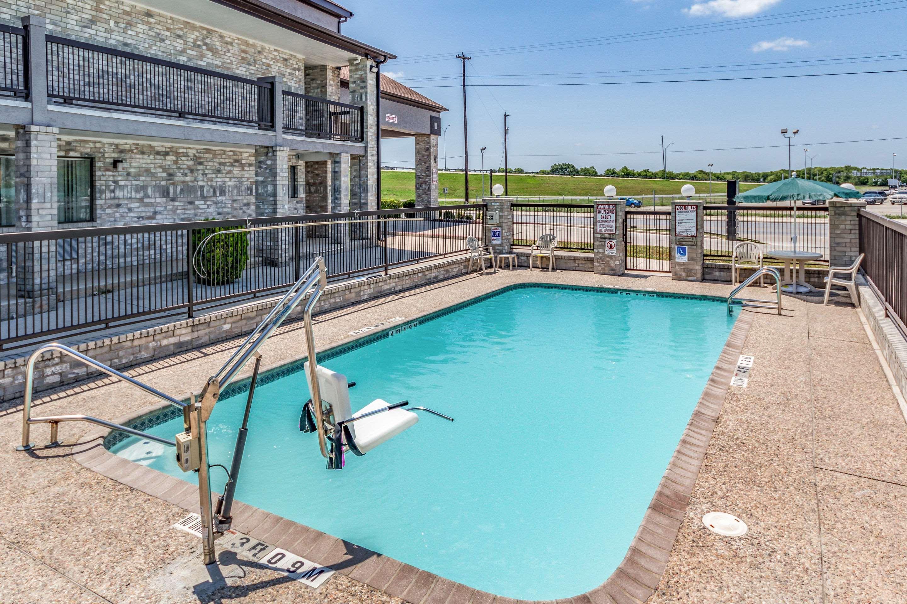 Quality Inn I-10 East Near Frost Bank Center San Antonio Eksteriør bilde