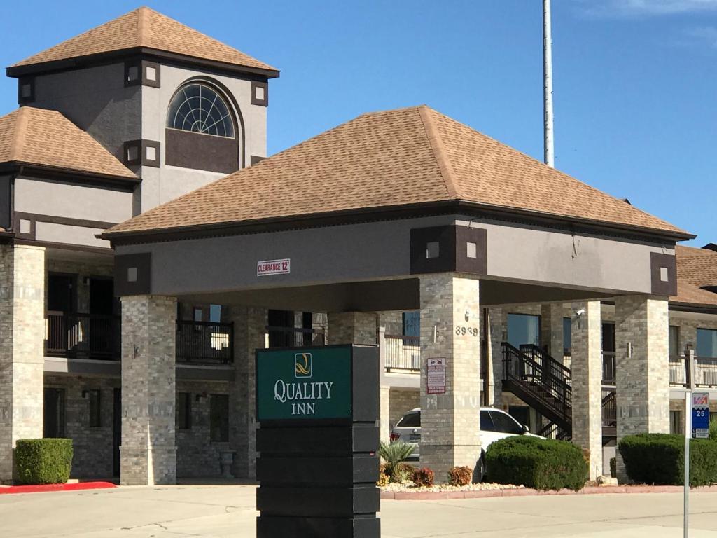 Quality Inn I-10 East Near Frost Bank Center San Antonio Eksteriør bilde